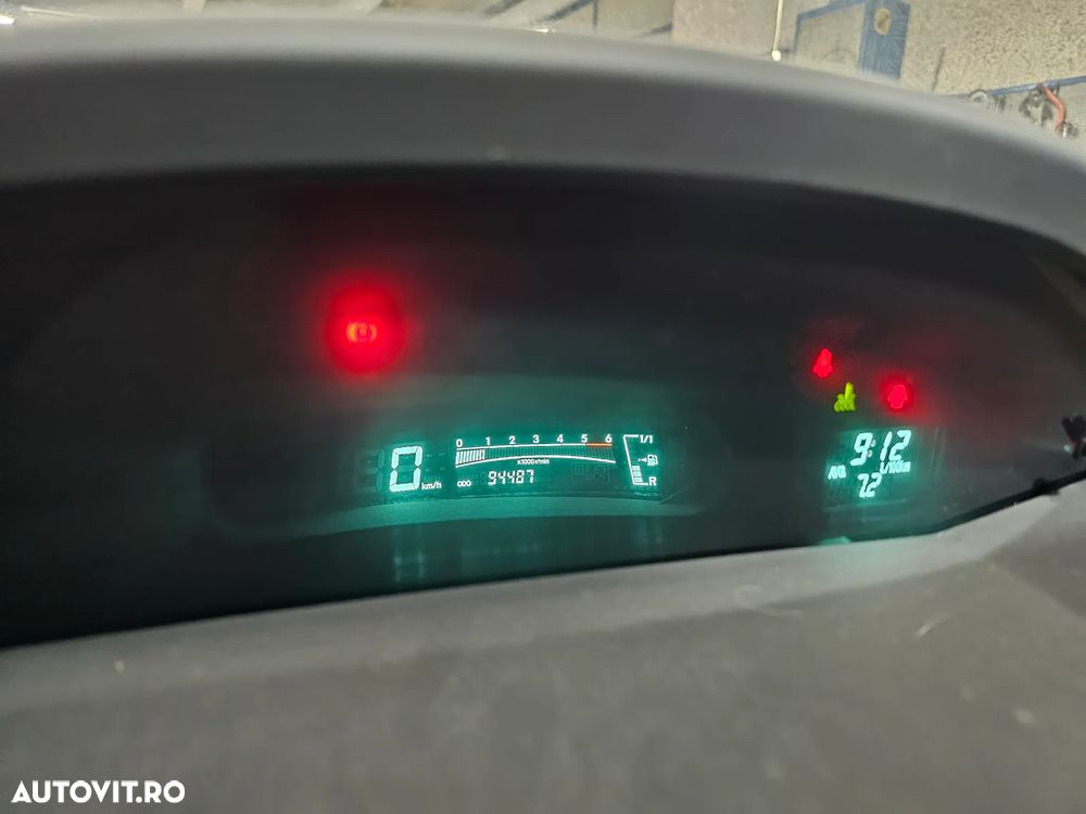 Toyota Yaris 1.4 D-4D Terra - 9