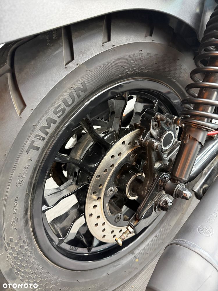 Hyosung GV - 13
