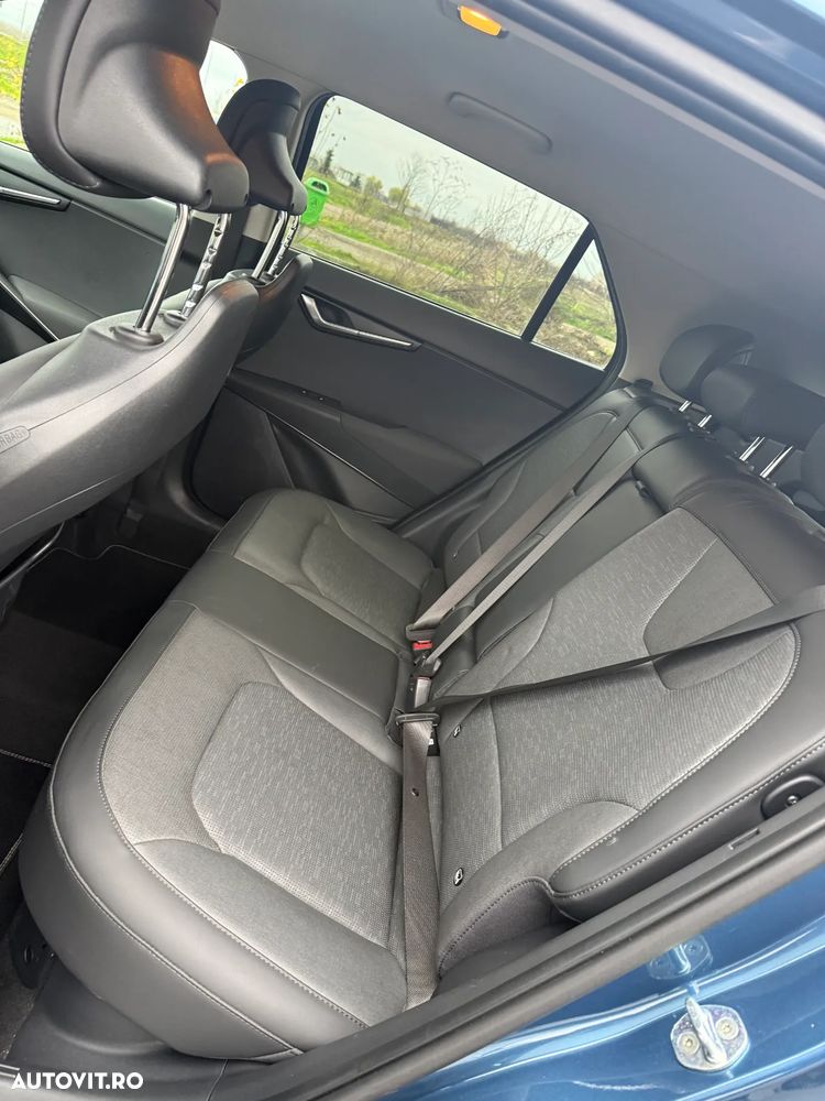 Kia Niro 1.6 GDI HEV 2WD OPF Aut. Spirit - 23