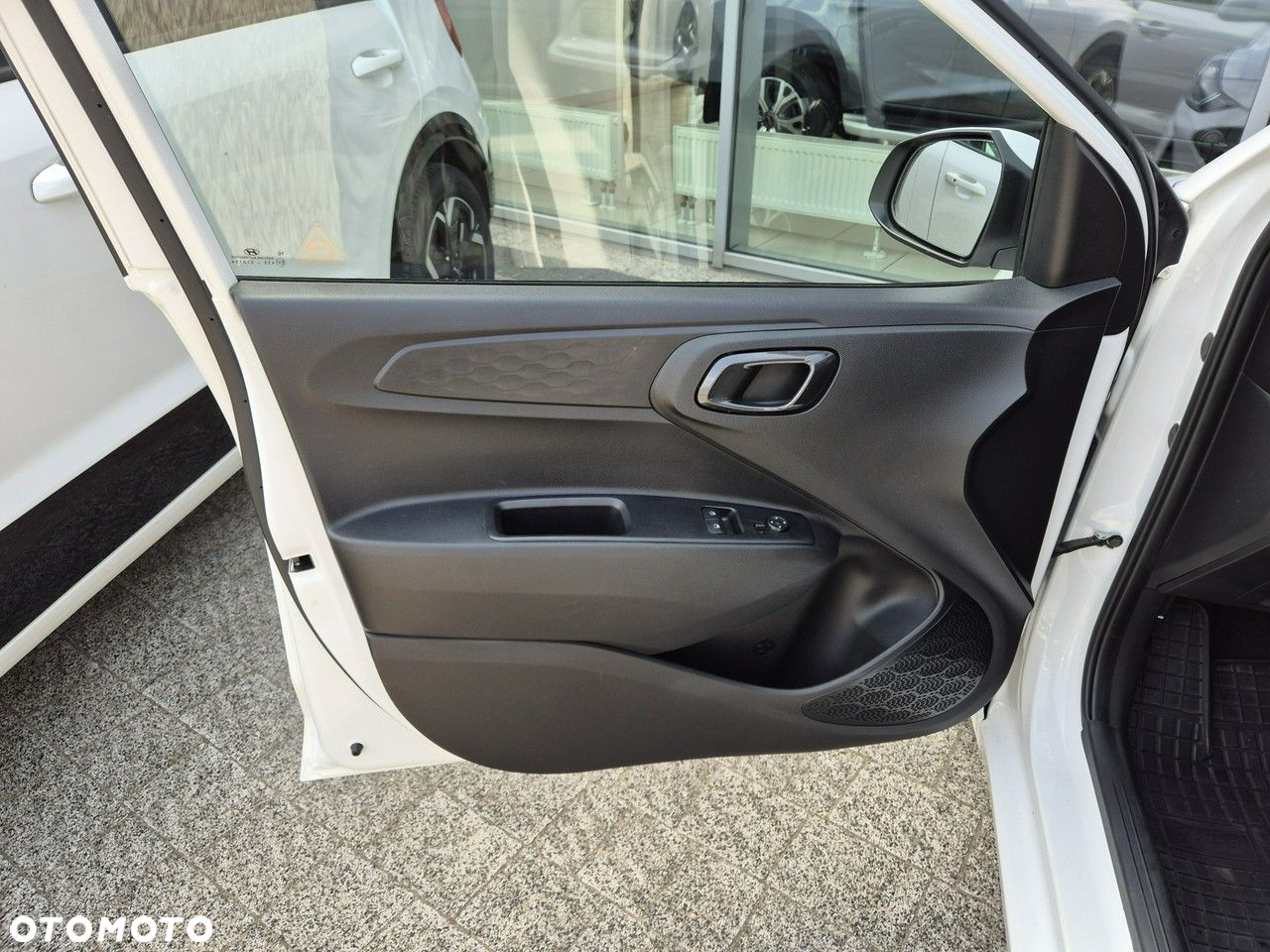 Hyundai i10 - 11