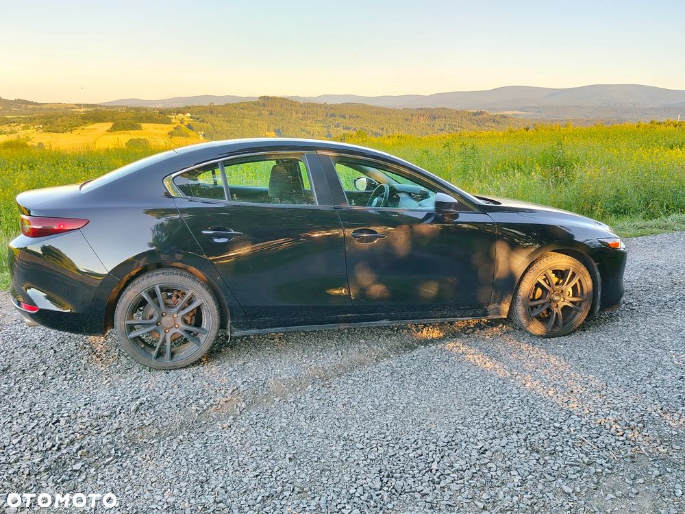 Mazda 3 - 4