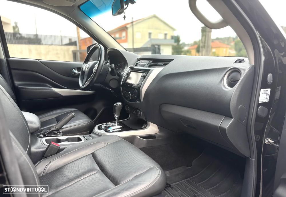 Nissan Navara 2.3 dCi CD 4WD Tekna Auto - 27