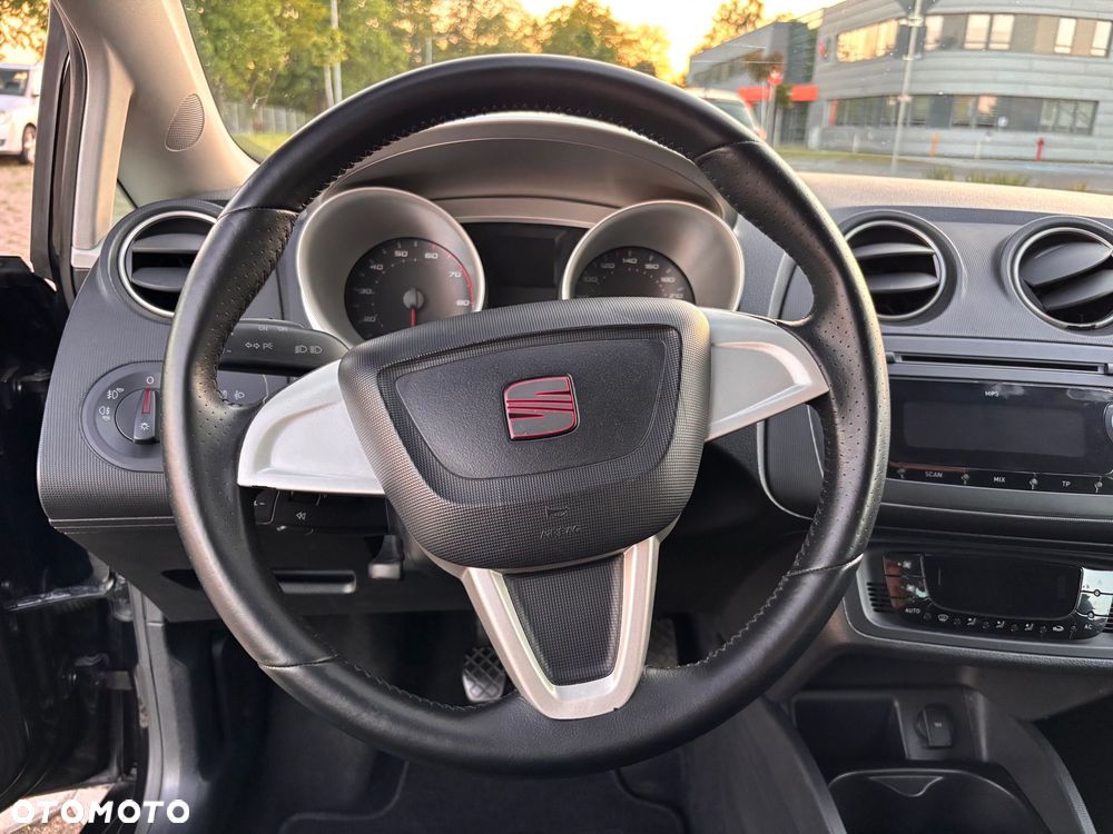 Seat Ibiza SC 1.4 16V Sport - 21
