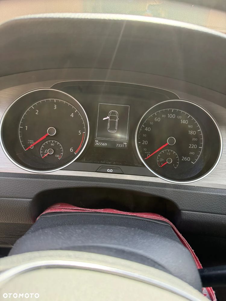 Volkswagen Golf 1.6 TDI Comfortline - 5