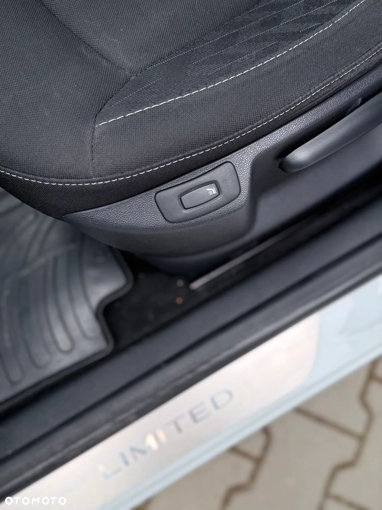 Renault Captur (ENERGY) TCe 90 LIMITED - 29