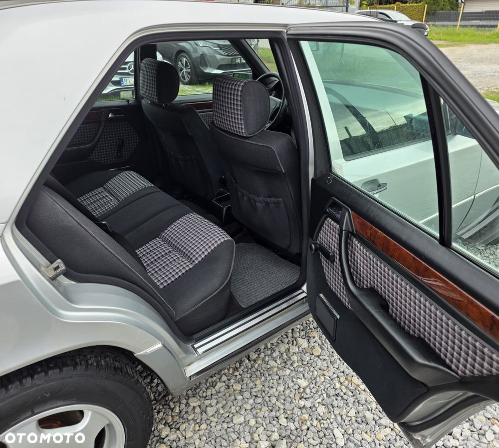 Mercedes-Benz W124 (1984-1993) - 9