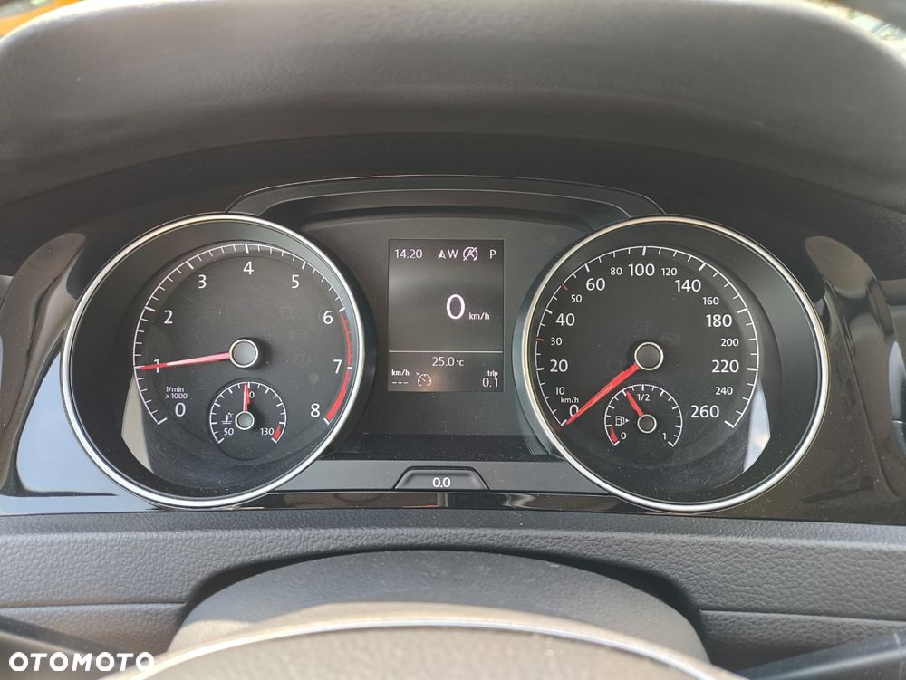 Volkswagen Golf - 29