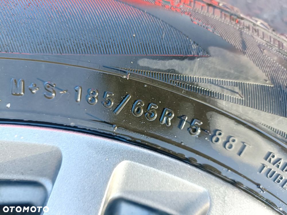 KIA RIO IV 16-20 2019 r. komplet 4 sztuki felgi alufelgi aluminiowe 15'' 15 ET 48  * - 16