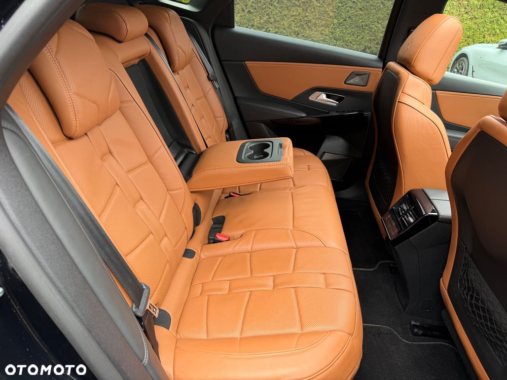 DS Automobiles DS 7 Crossback - 36