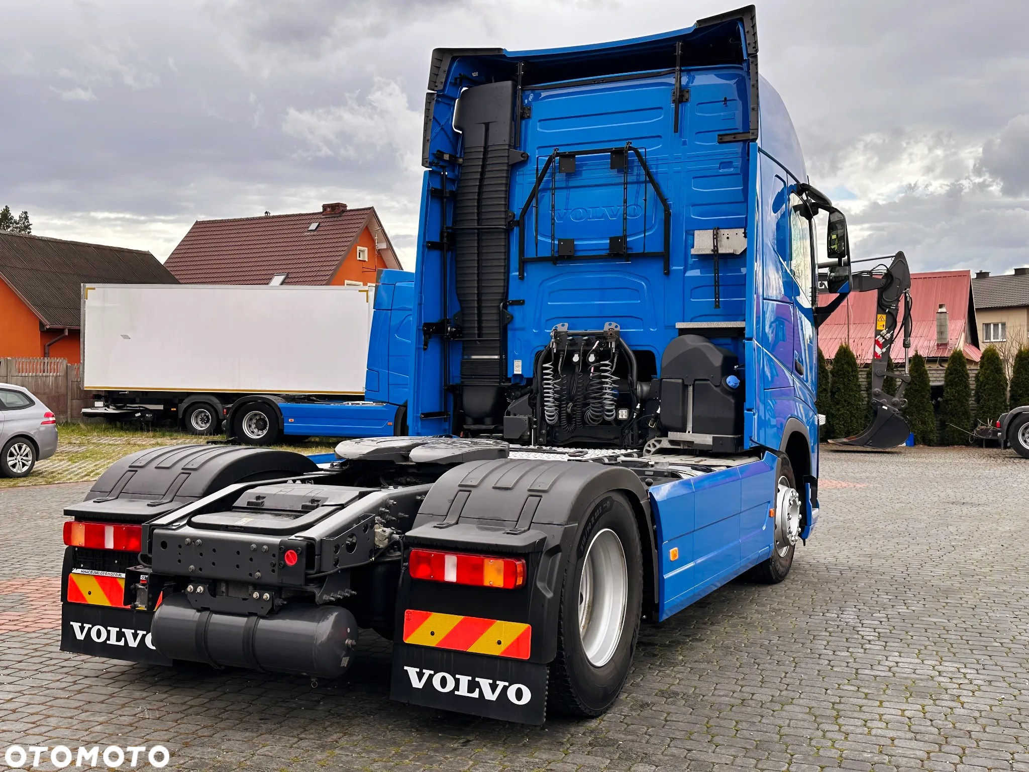 Volvo FH4 460 / I-Save / I-Park Cool / Standard / - 10