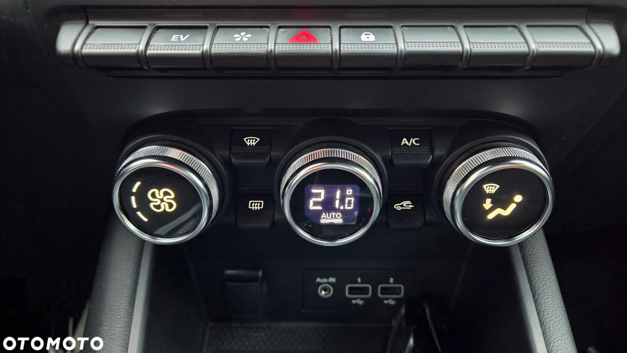 Renault Captur 1.6 E-TECH Plug-In Intens - 21