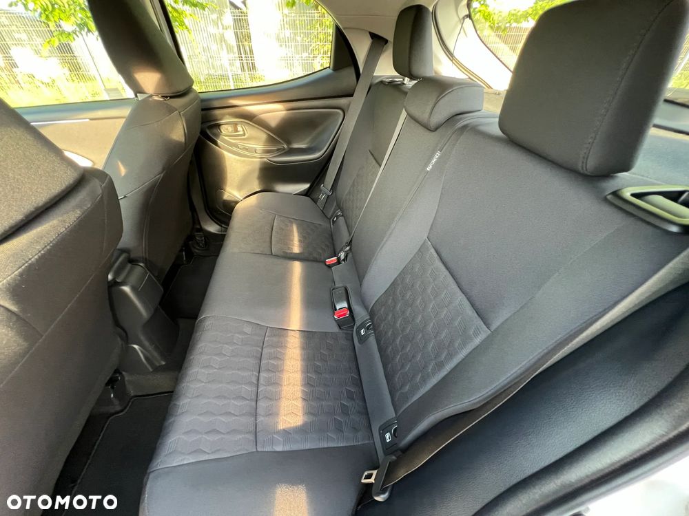 Toyota Yaris - 13