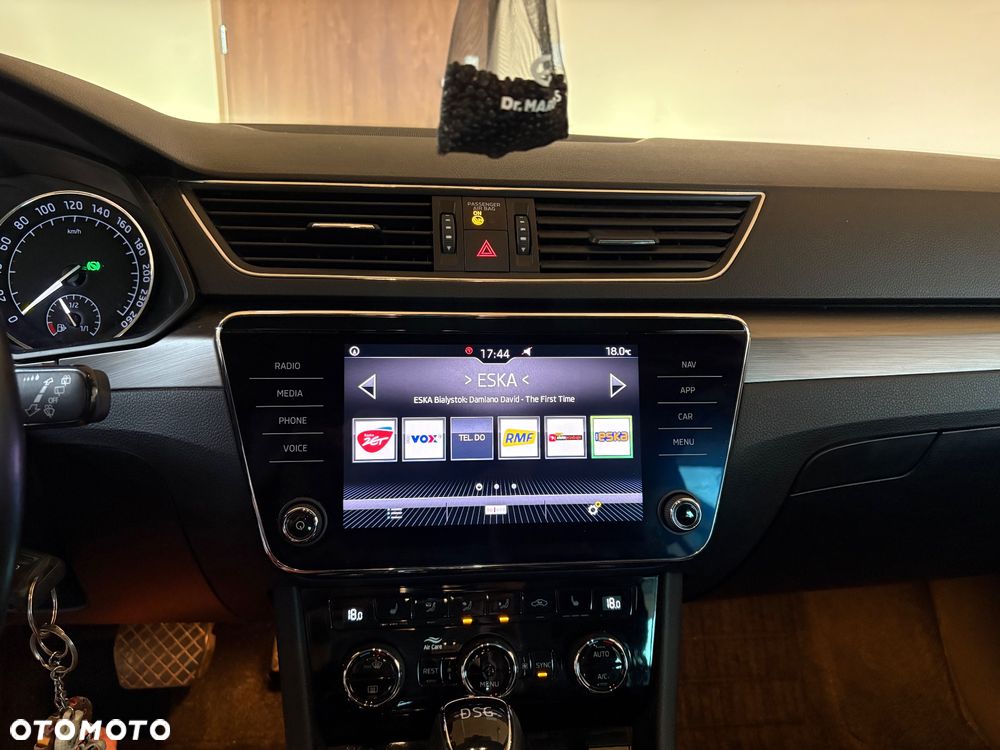 Skoda Superb 1.5 TSI Ambition DSG - 10