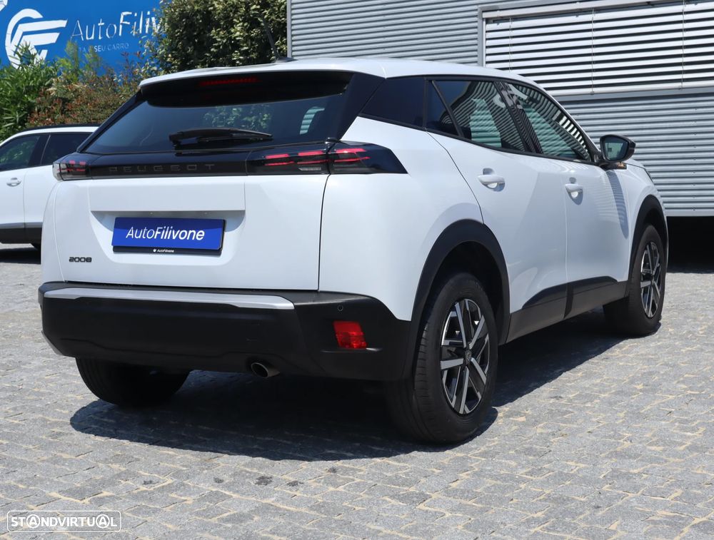 Peugeot 2008 1.2 PureTech Style - 18