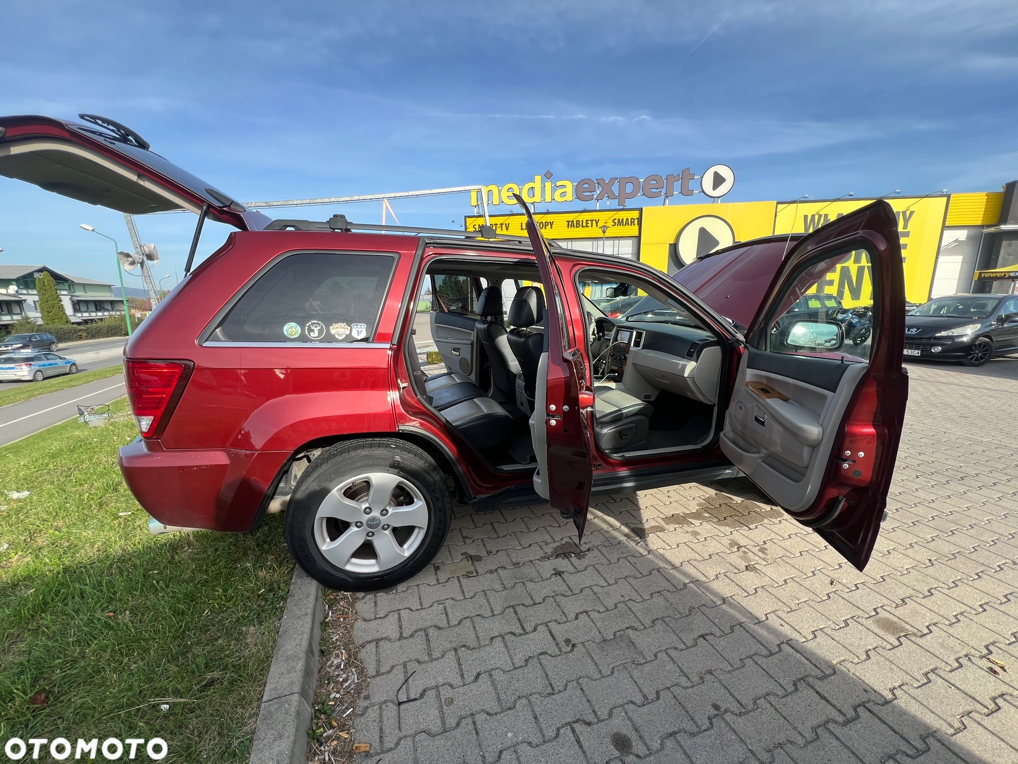 Jeep Grand Cherokee - 9