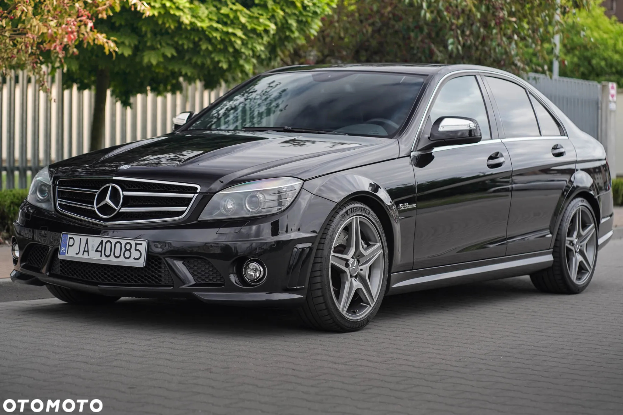 Mercedes-Benz Klasa C 63 AMG - 14