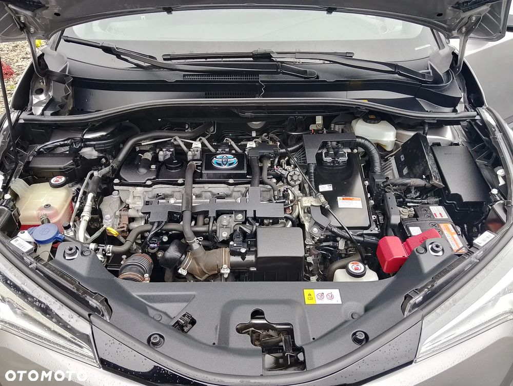 Toyota C-HR - 10
