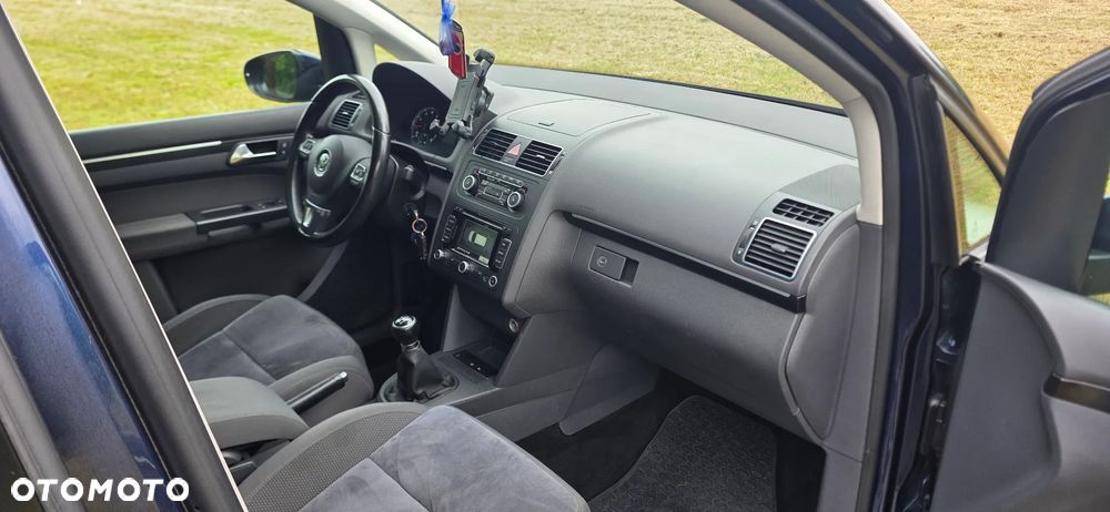 Volkswagen Touran 1.4 TSI Highline - 9