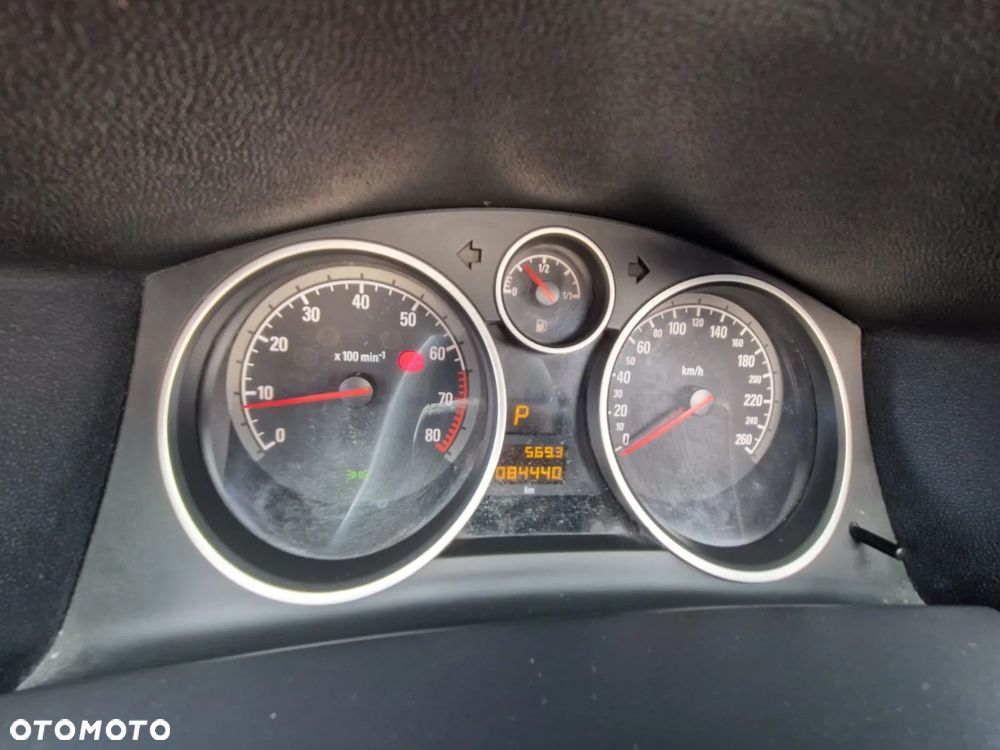 Opel Astra - 25