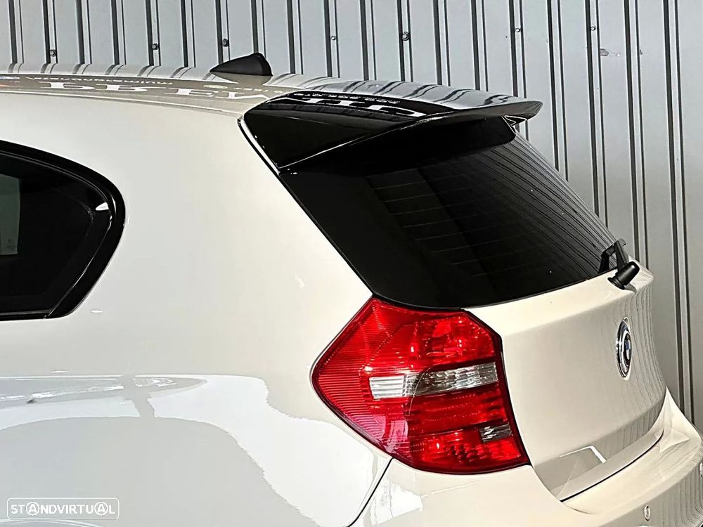 BMW 118 d Pack M - 38