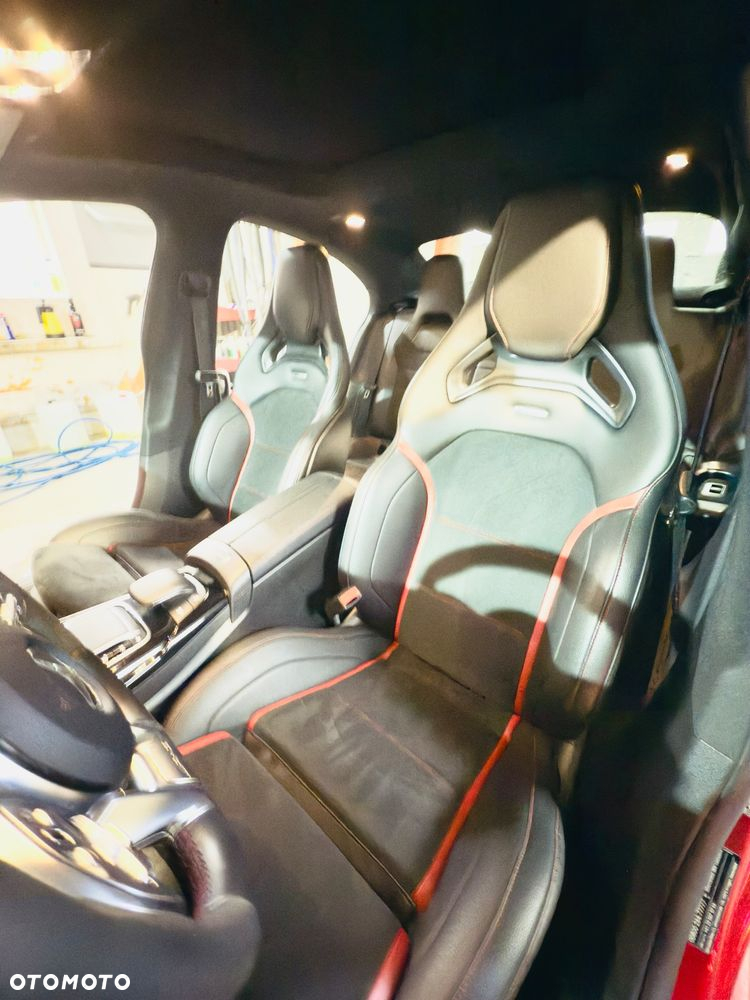 Mercedes-Benz CLA AMG 45 S 4-Matic 8G-DCT - 11