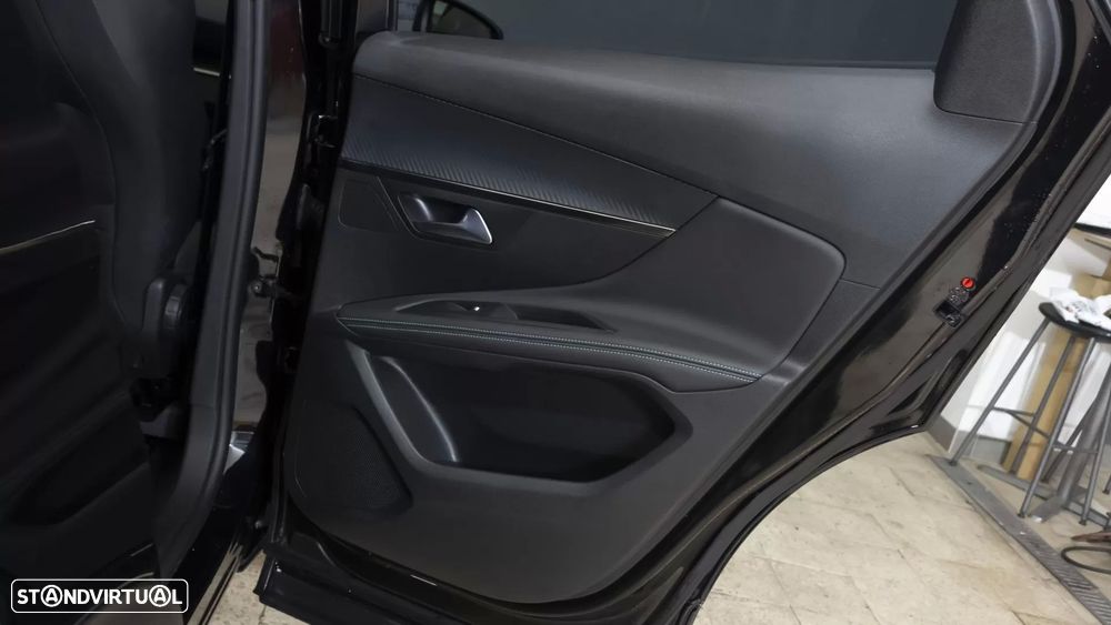 Peugeot 3008 1.2 PureTech Allure EAT8 - 10