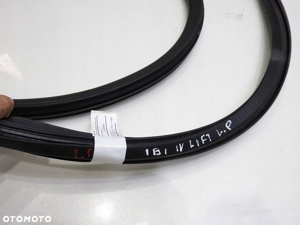 USZCZELKA DRZWI LEWY PRZÓD SEAT IBIZA IV 6J LIFT - 3