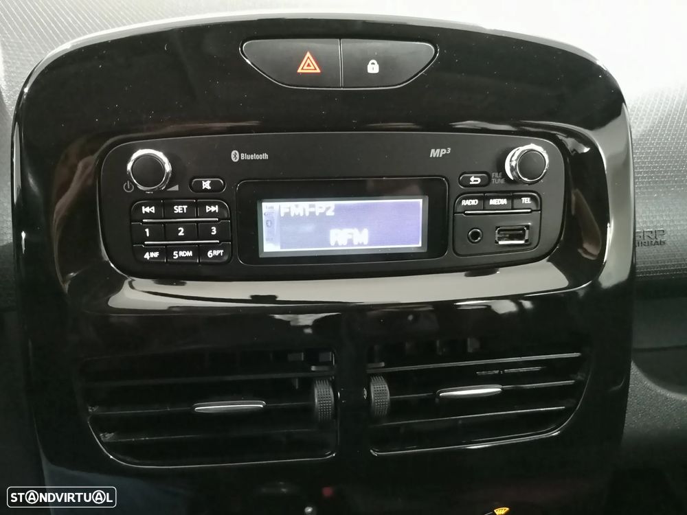 Renault Clio 1.5 dCi Van - 26