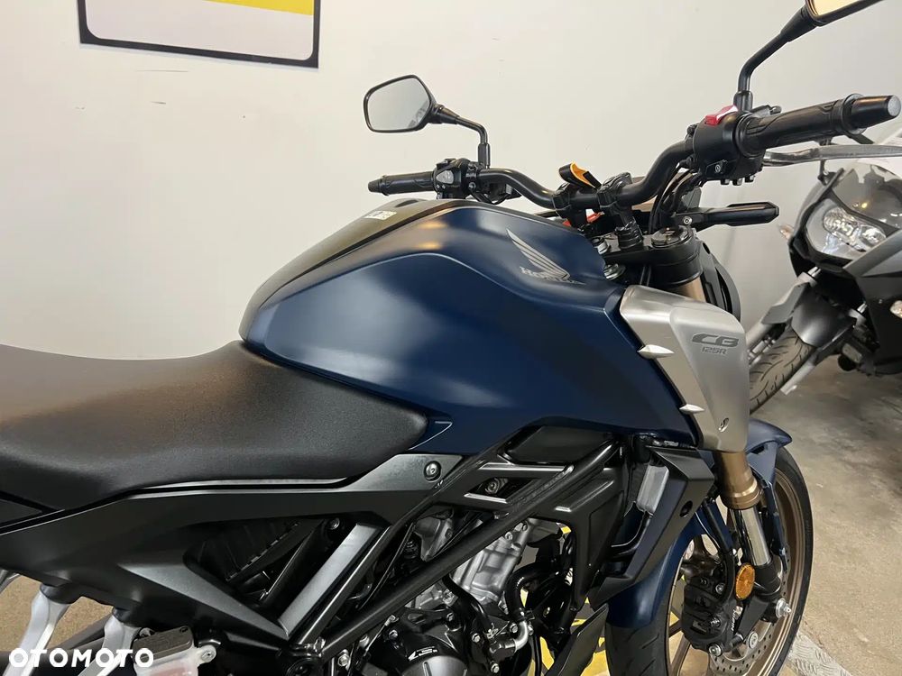 Honda CB - 18