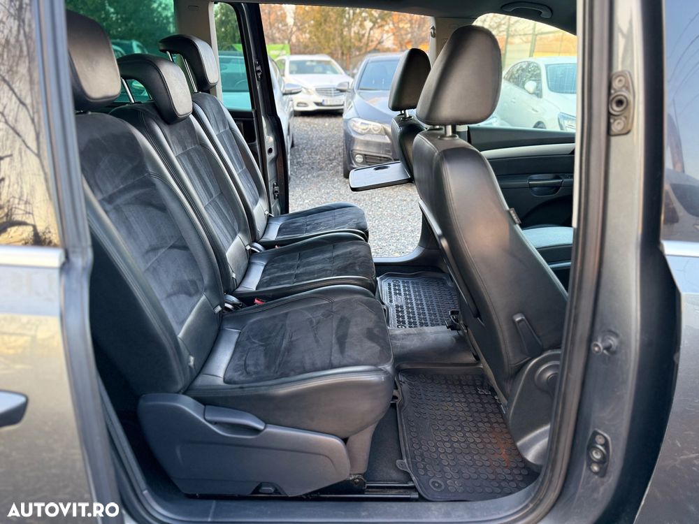 Volkswagen Sharan 2.0 TDI DSG Blue Motion Highline - 4