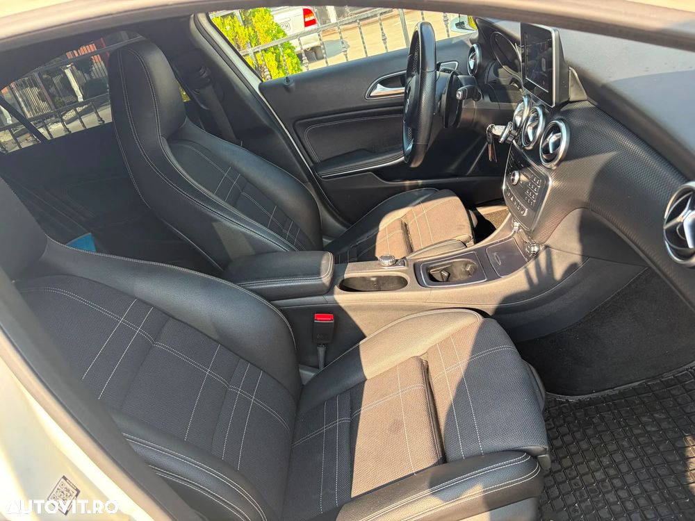 Mercedes-Benz A 200 d 7G-DCT - 4
