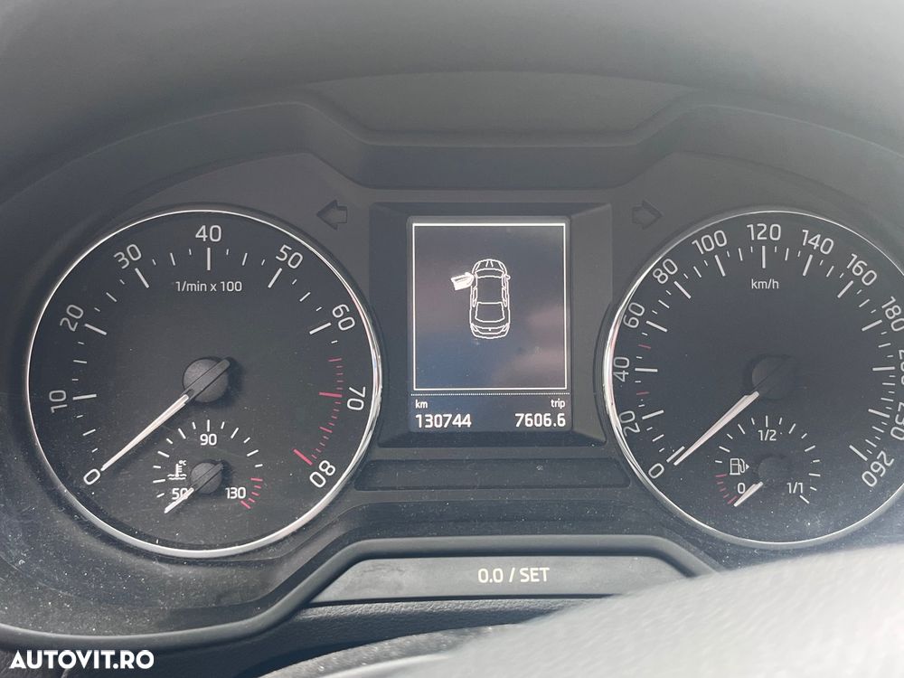 Skoda Octavia 1.4 TSI ACTIVE - 6