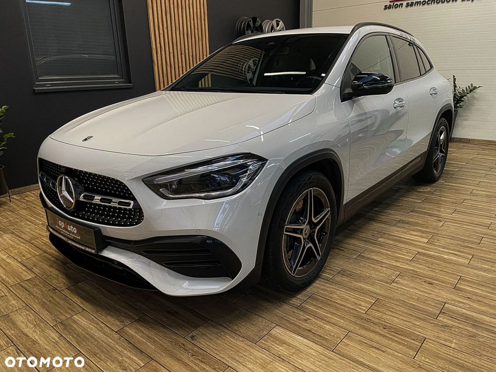 Mercedes-Benz GLA 250 AMG Line - 13