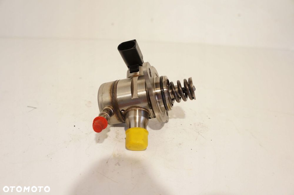 POMPA WYSOKIEGO CIĆNIENIA VW GOLF OCTAVIA SEAT LEON A3 1.5 TGI 05E127027D - 2