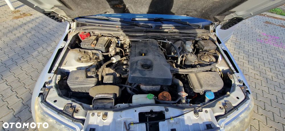 Suzuki Grand Vitara 2.0 - 19