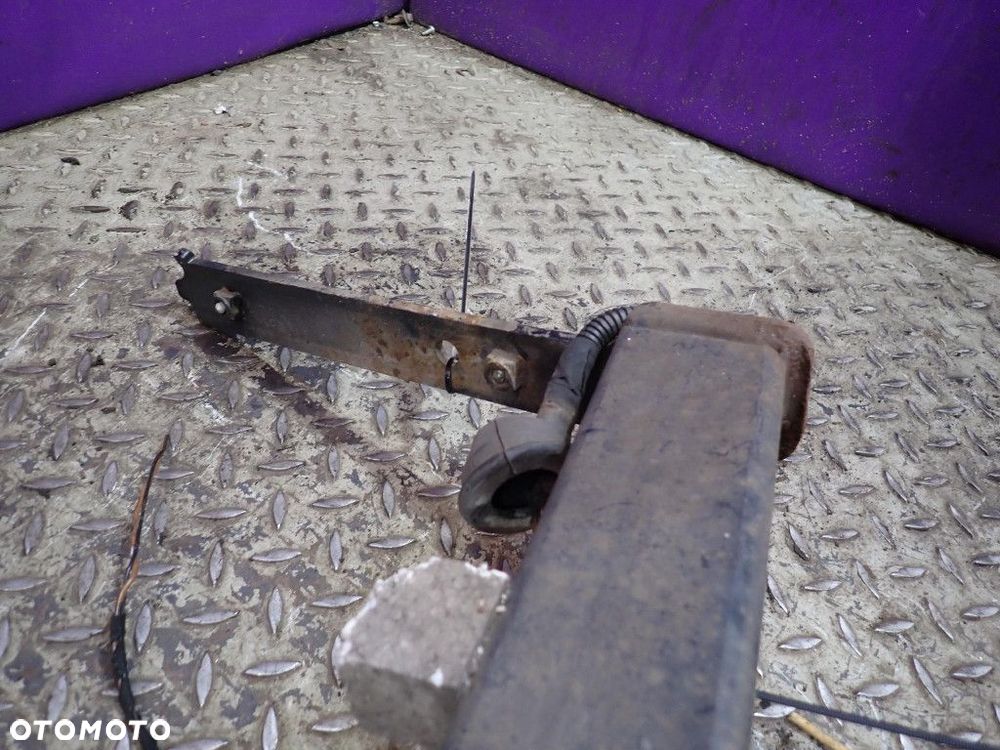 AUDI A3 8P (2,0FSI AXW 150KM AT GJZ HB 3D) HAK DO PRZYCZEP - 2