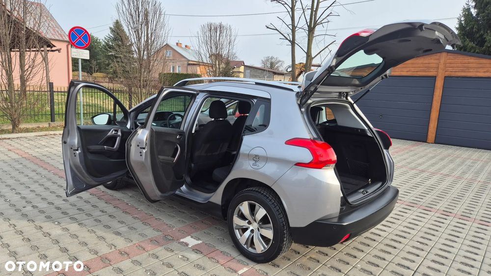 Peugeot 2008 PureTech 82 Access - 33