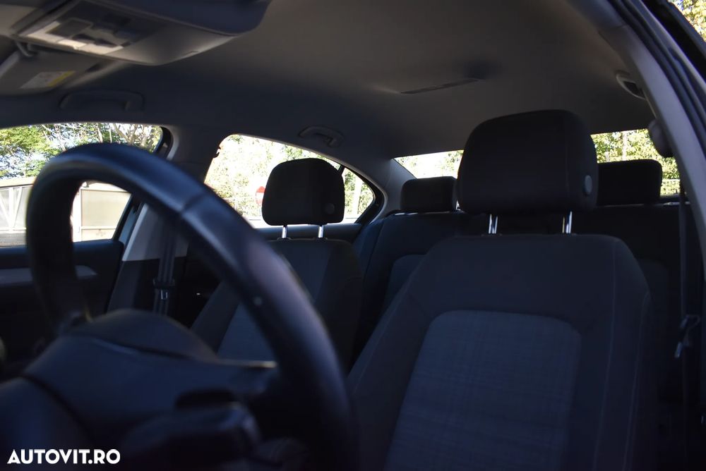Volkswagen Passat 2.0 TDI DSG Comfortline - 19