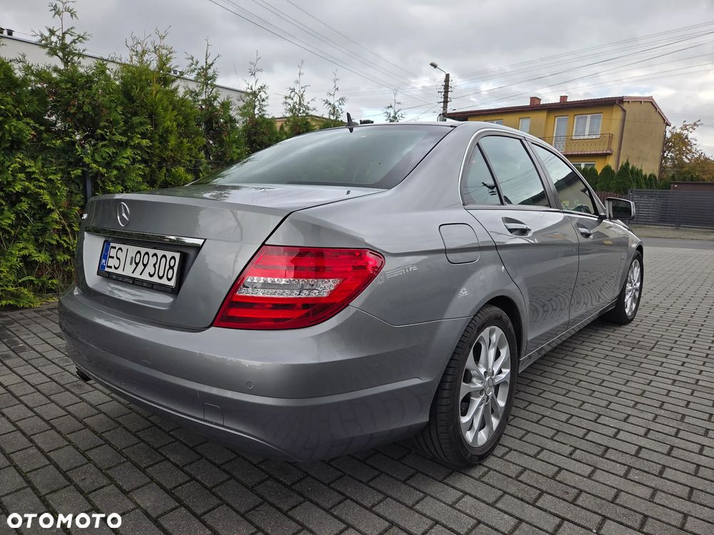 Mercedes-Benz Klasa C 180 BlueEFFICIENCY - 2