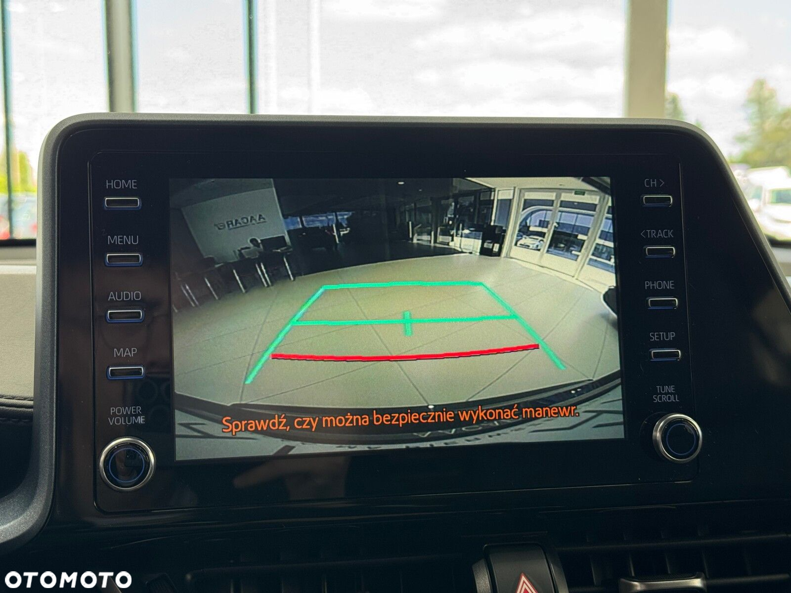 Toyota C-HR 1.8 Hybrid GPF Style - 32