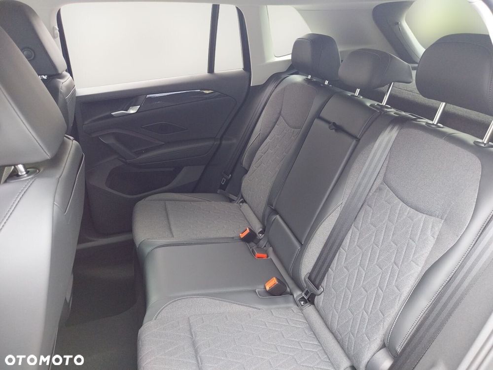 Volkswagen Tiguan - 23