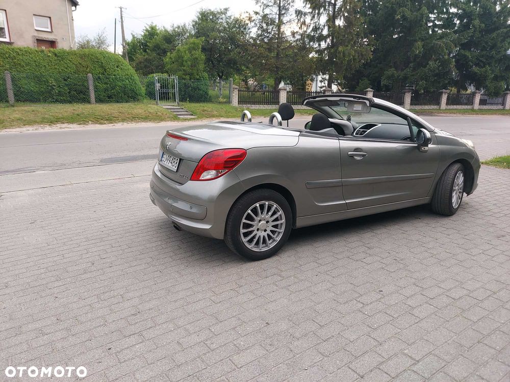 Peugeot 207 CC - 3