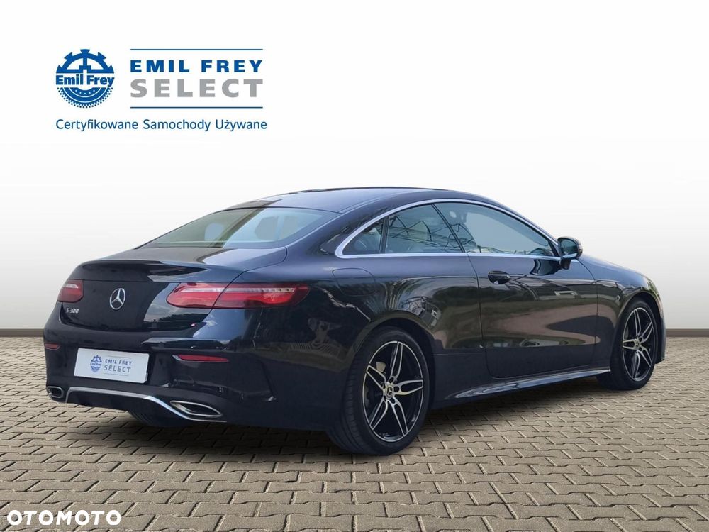 Mercedes-Benz Klasa E - 5