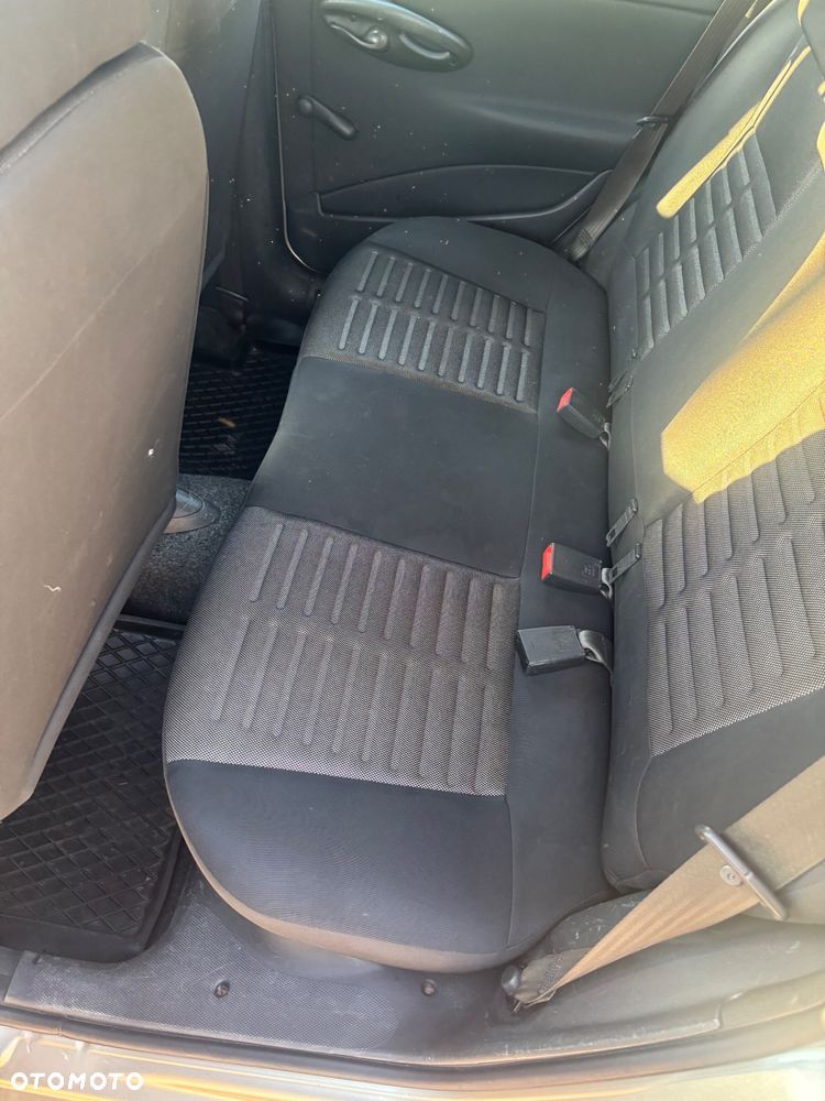 Fiat Punto 1.2 8V - 14