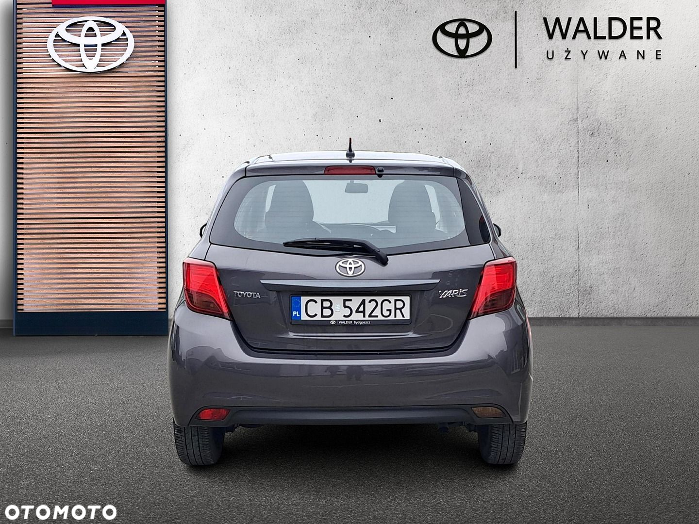 Toyota Yaris - 4