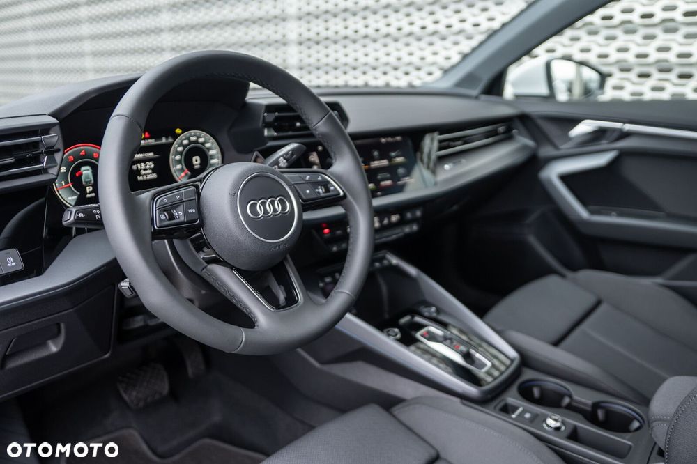 Audi A3 Sportback 35 TFSI S tronic advanced - 11