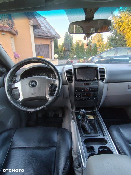 Kia Sorento - 10