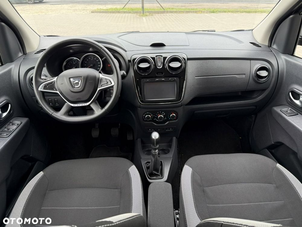 Dacia Lodgy dCi 110 Stepway - 14