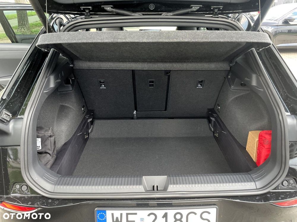 Volkswagen T-Roc 1.5 eTSI R-Line DSG - 34