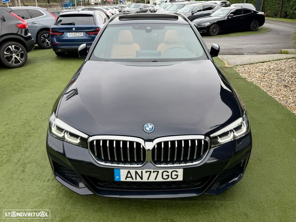 BMW 520 e Pack M - 9
